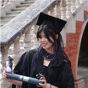 Hello! I’m a piano tutor focusing on entry level music to students of all ages and endeavour to grow students’ passions.